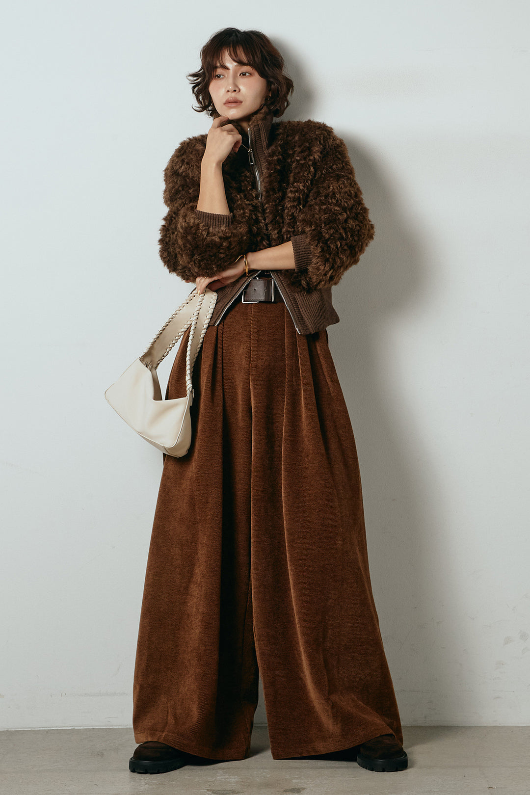 [SET]ハイネックショート丈ボアジップブルゾン+ベルトループコーデュロイワイドパンツ(2set)