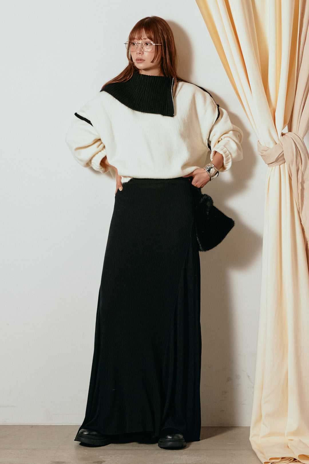 [SET]ハイネックジップデザインニットトップス+サイド切り替えリブニットロングスカート(2set)