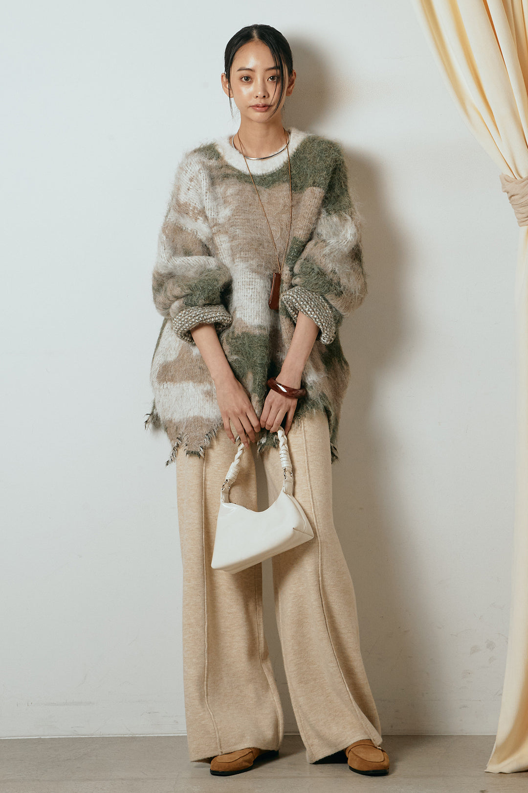 [SET]起毛裾デザインニュアンス柄ニットトップス+センターラインニットパンツ(2set)