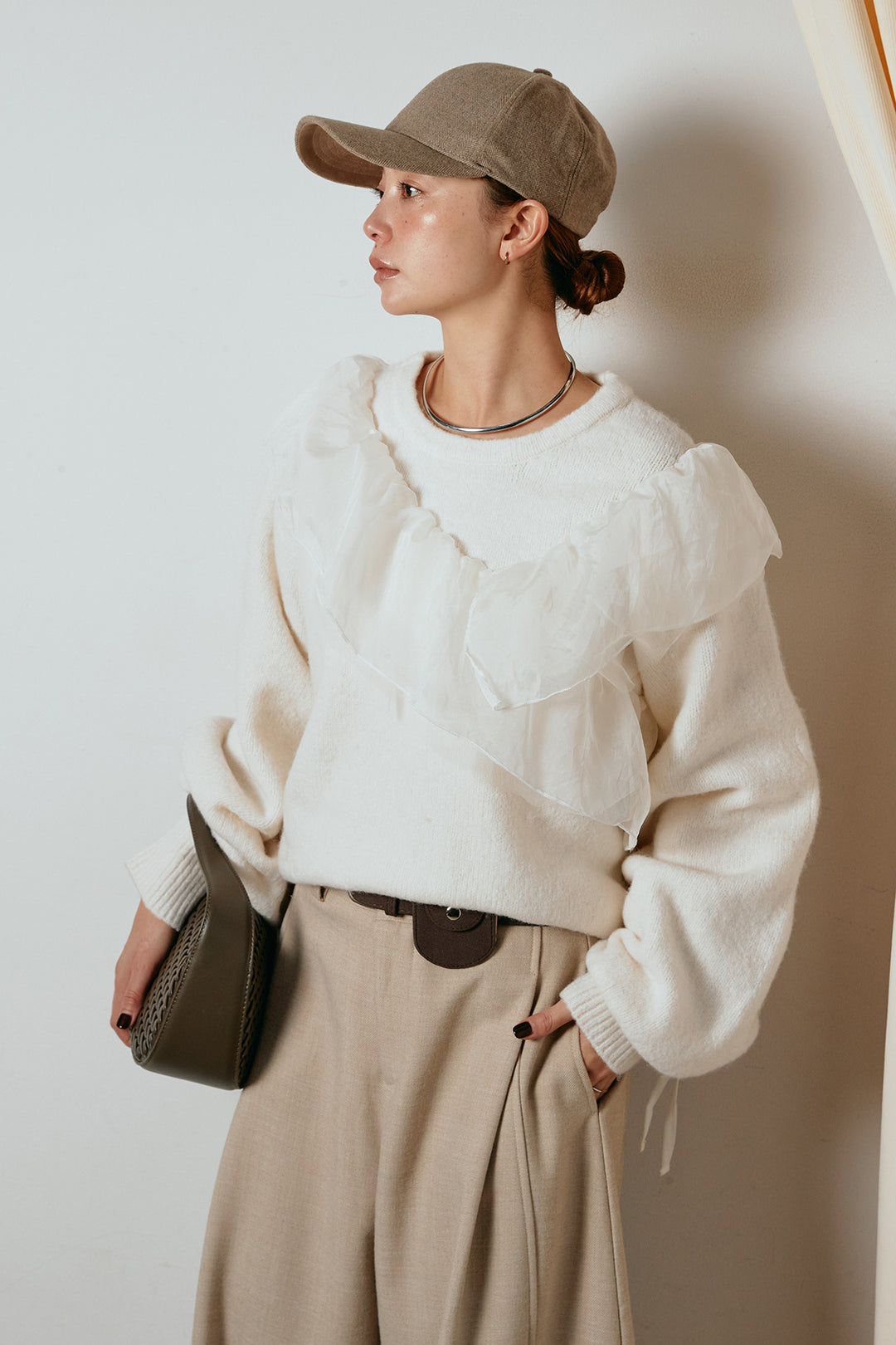 [SET]アシンメトリーフリルニットトップス+ポーチベルト付きカーブパンツ(2set)