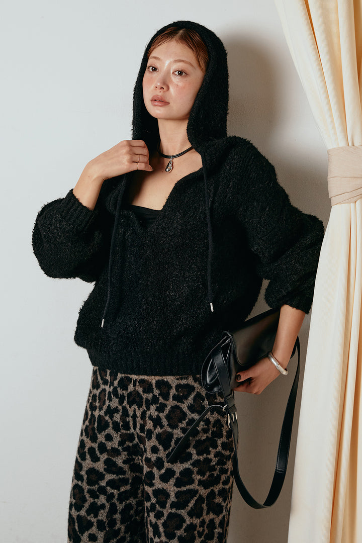 [SET]ブークレキーネックプルオーバー+リラックスレオパード柄ニットパンツ(2set)