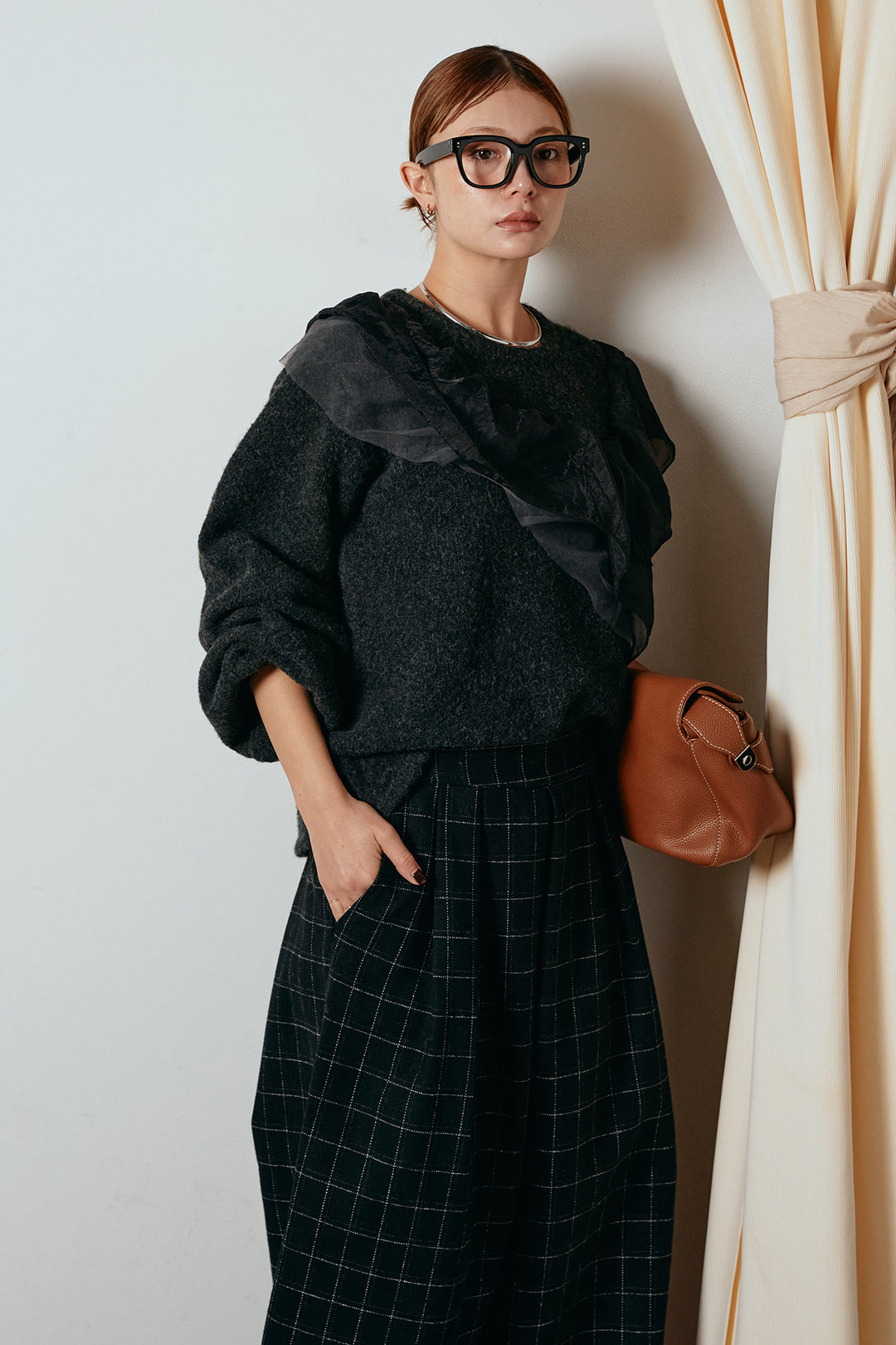 [SET]アシンメトリーフリルニットトップス+ウールライクチェックタックパンツ(2set)