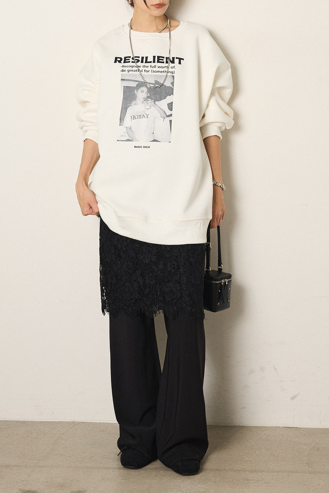 [SET]モノトーンプリントスウェット+レース刺繍レイヤードフレアパンツ(2set)
