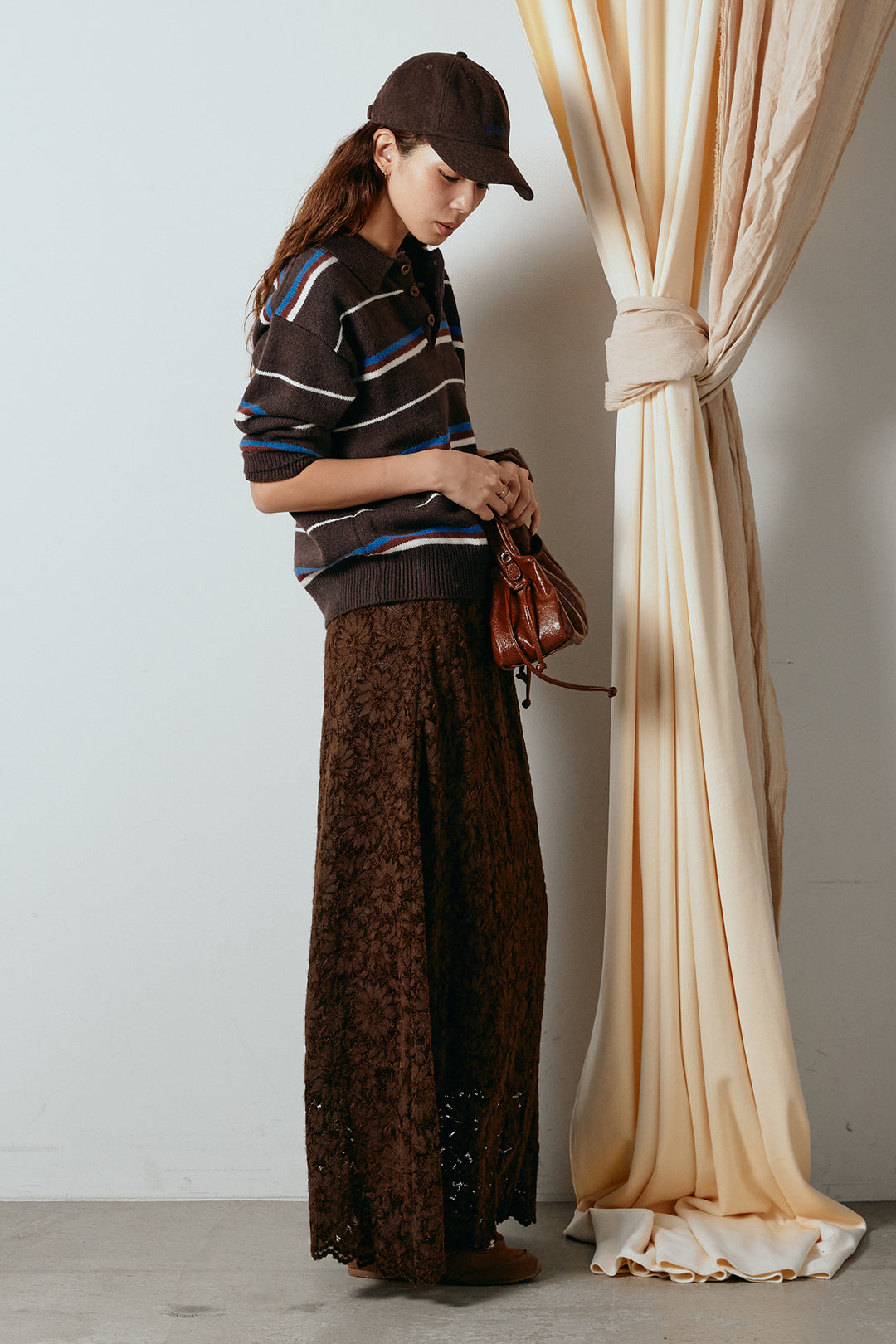 [SET]襟付きマルチボーダーニットポロトップス+花柄刺繍ベロアフレアスカート(2set)