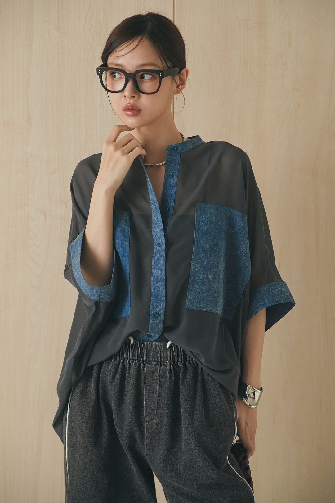 [SET]デニムライクビッグツーポケシアーシャツ+ドロストサイドラインデニムパンツ(2set)