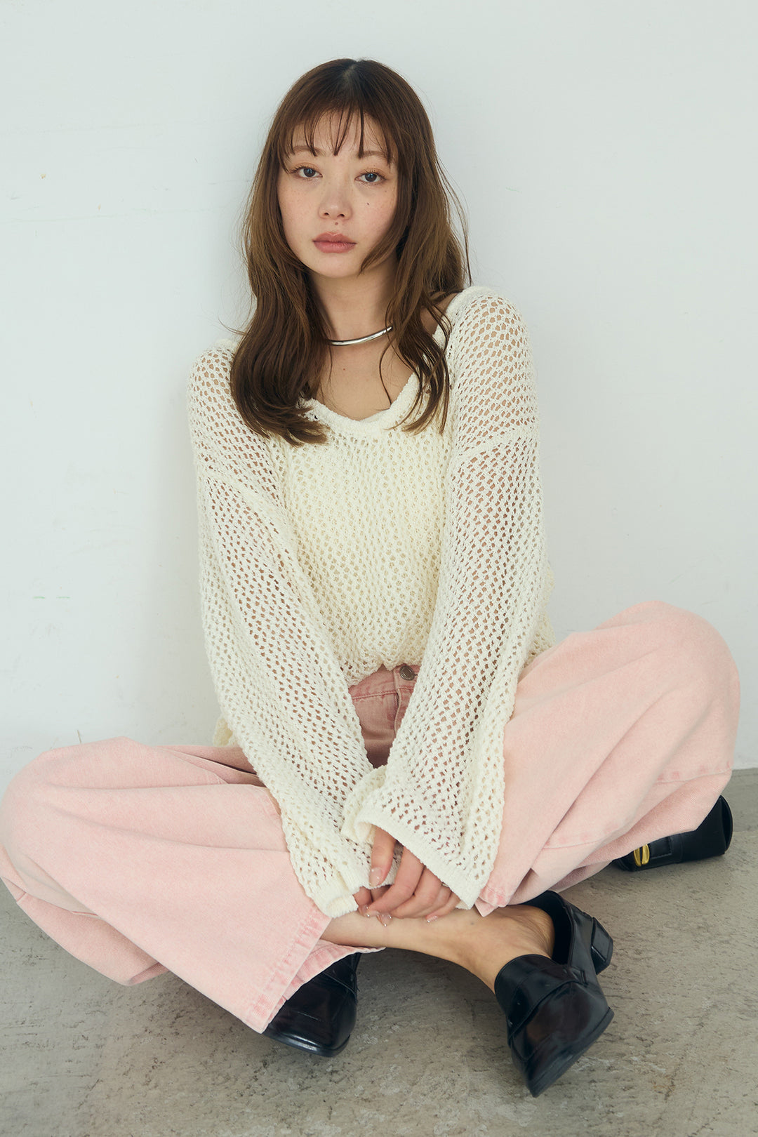 [SET]メッシュ編みビスチェセットVネックプルオーバー+カラーデニムタックカーブパンツ(2set)