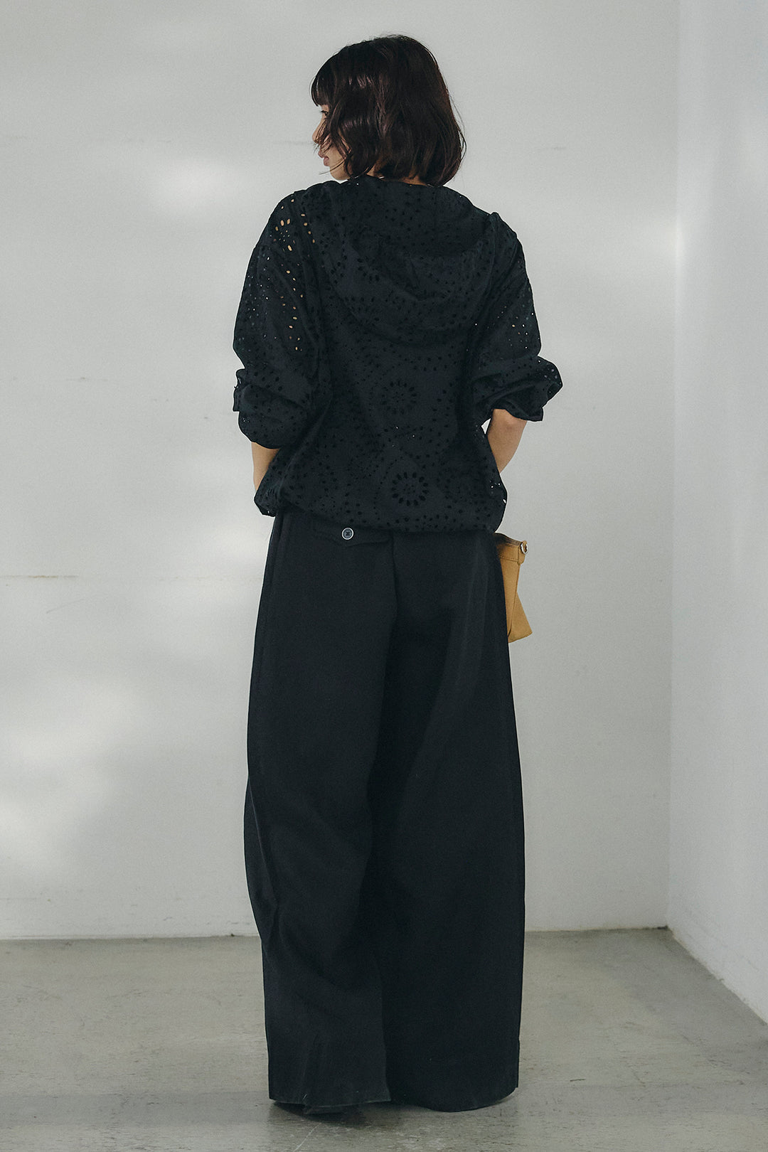 [SET]レースハーフジップアップフーディー+リネン混タックストレートワイドパンツ(2set)