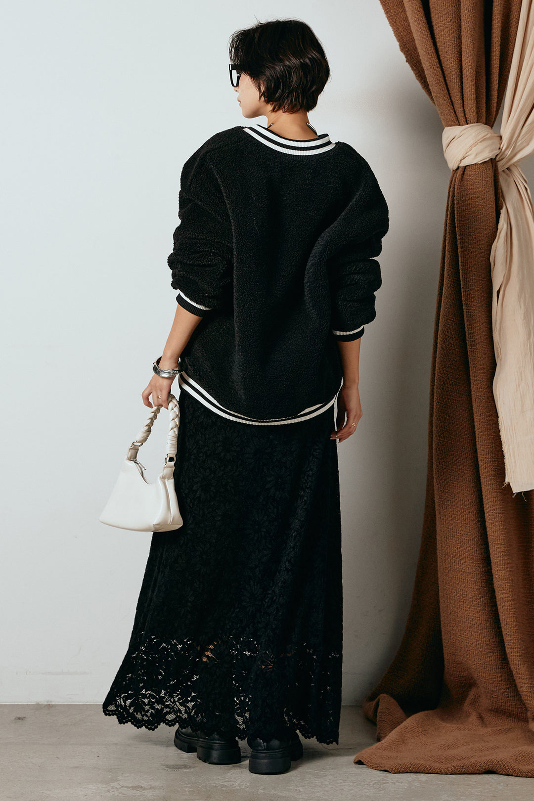 [SET]ロゴスタジャンボアブルゾン+花柄刺繍ベロアフレアスカート(2set)