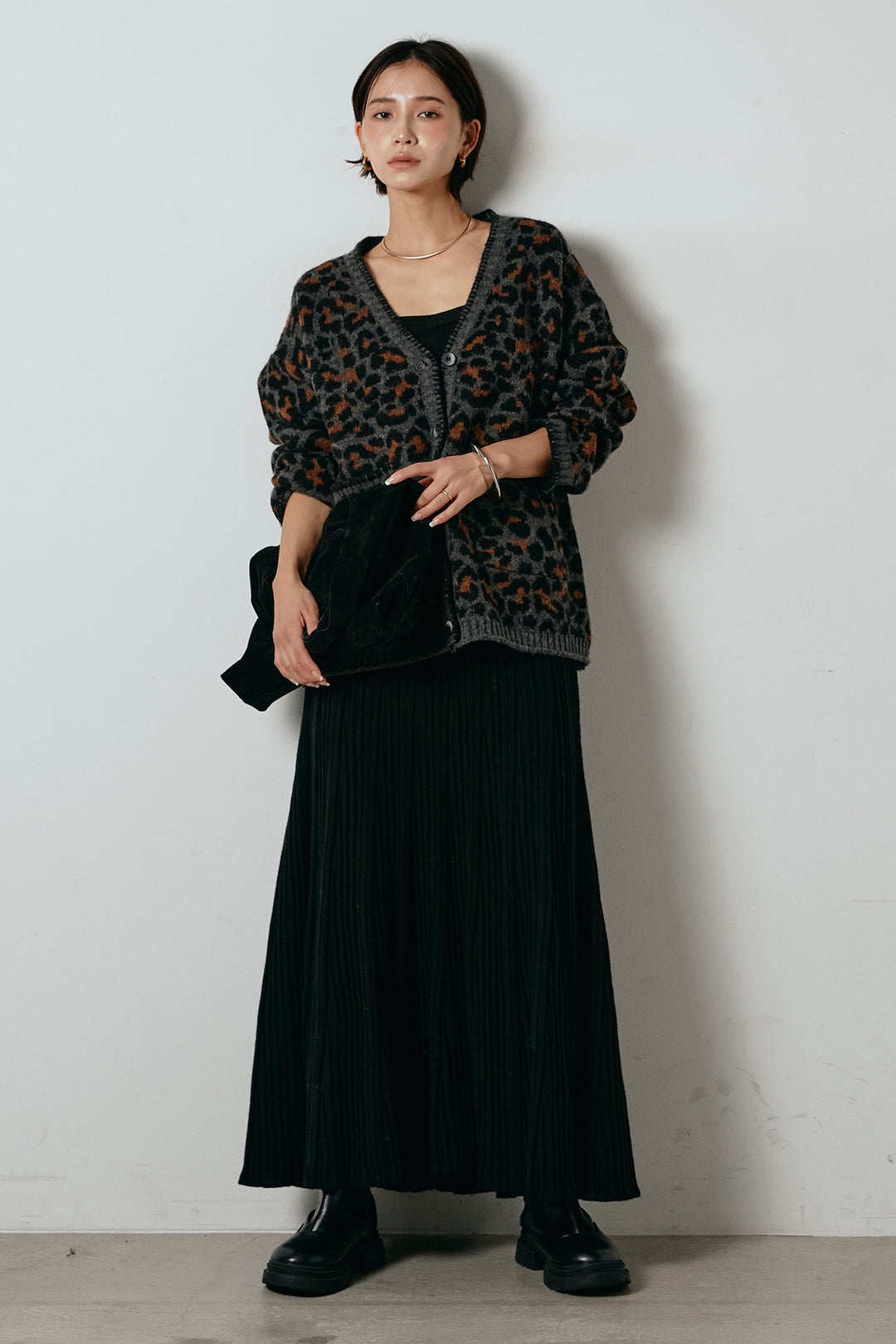 [SET]ステッチデザインレオパードニットカーディガン+リブニットフレアスカート(2set)