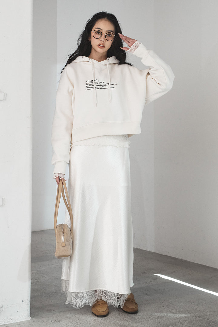 [SET]裏起毛レタリング刺繍フーディショートプルオーバー+裾レースデザインサテンスカート(2set)