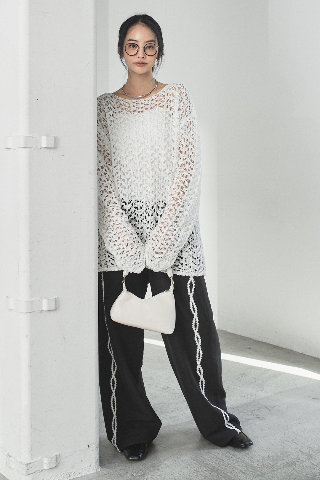 [SET]リラックスメッシュニットトップス+刺繡テープラインパンツ(2set)