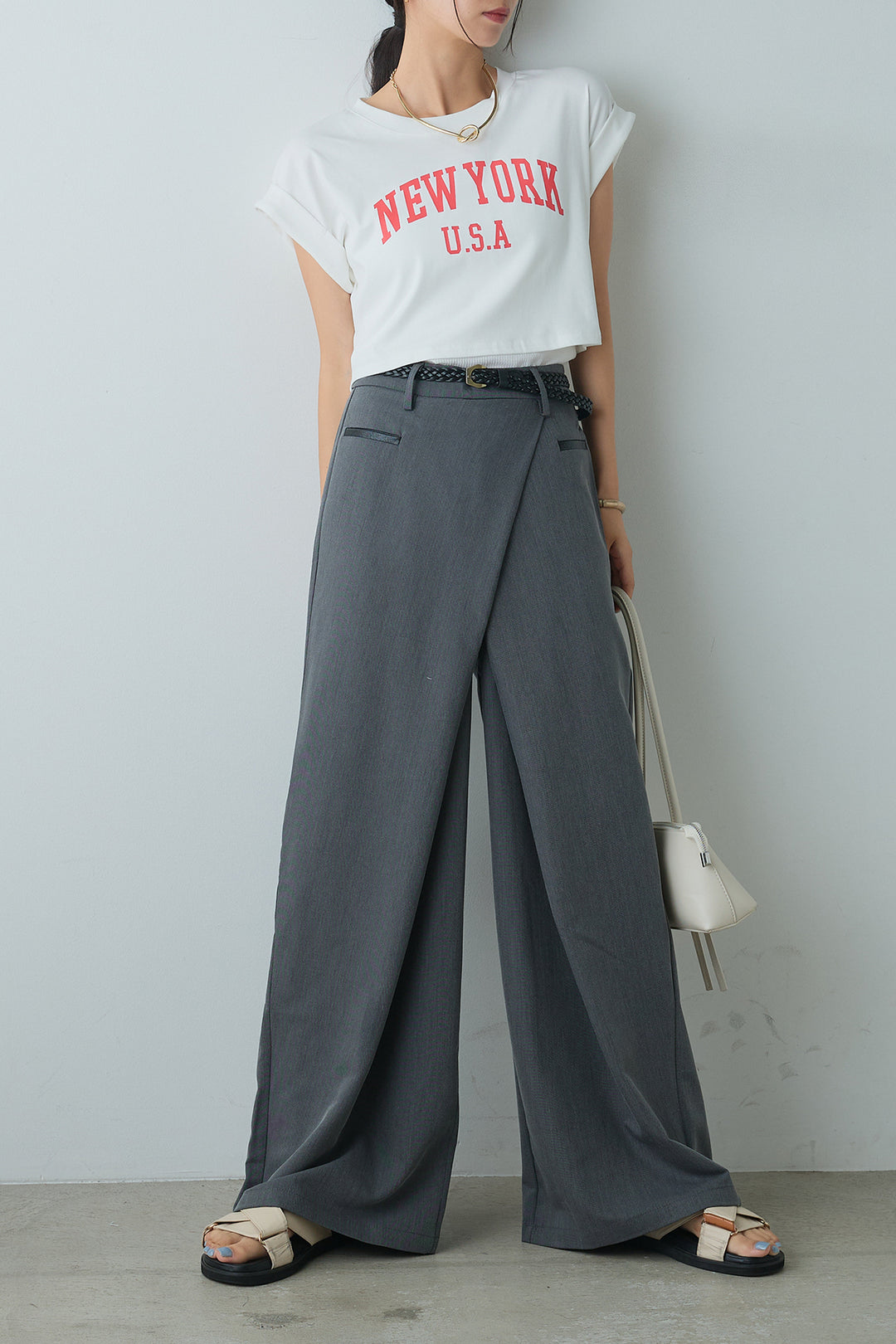 [着回しセット]ショート丈NEWYORKロゴTシャツ+ショート丈NEWYORKロゴTシャツ+ベルト付きクロスデザインパンツ(3set)