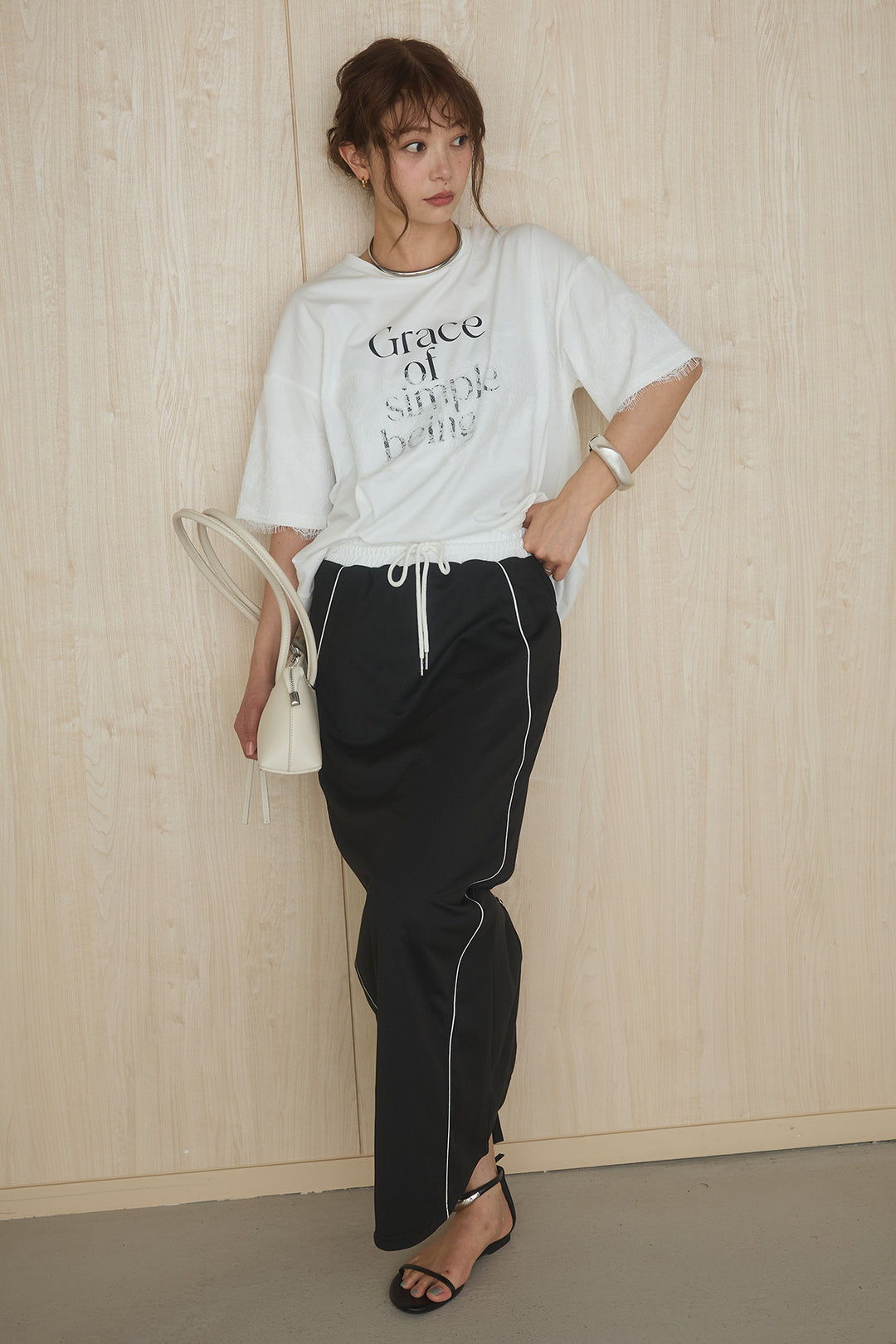 [SET]レースロゴプリントTシャツ+ミニ裏毛ストレートスカート(2set)