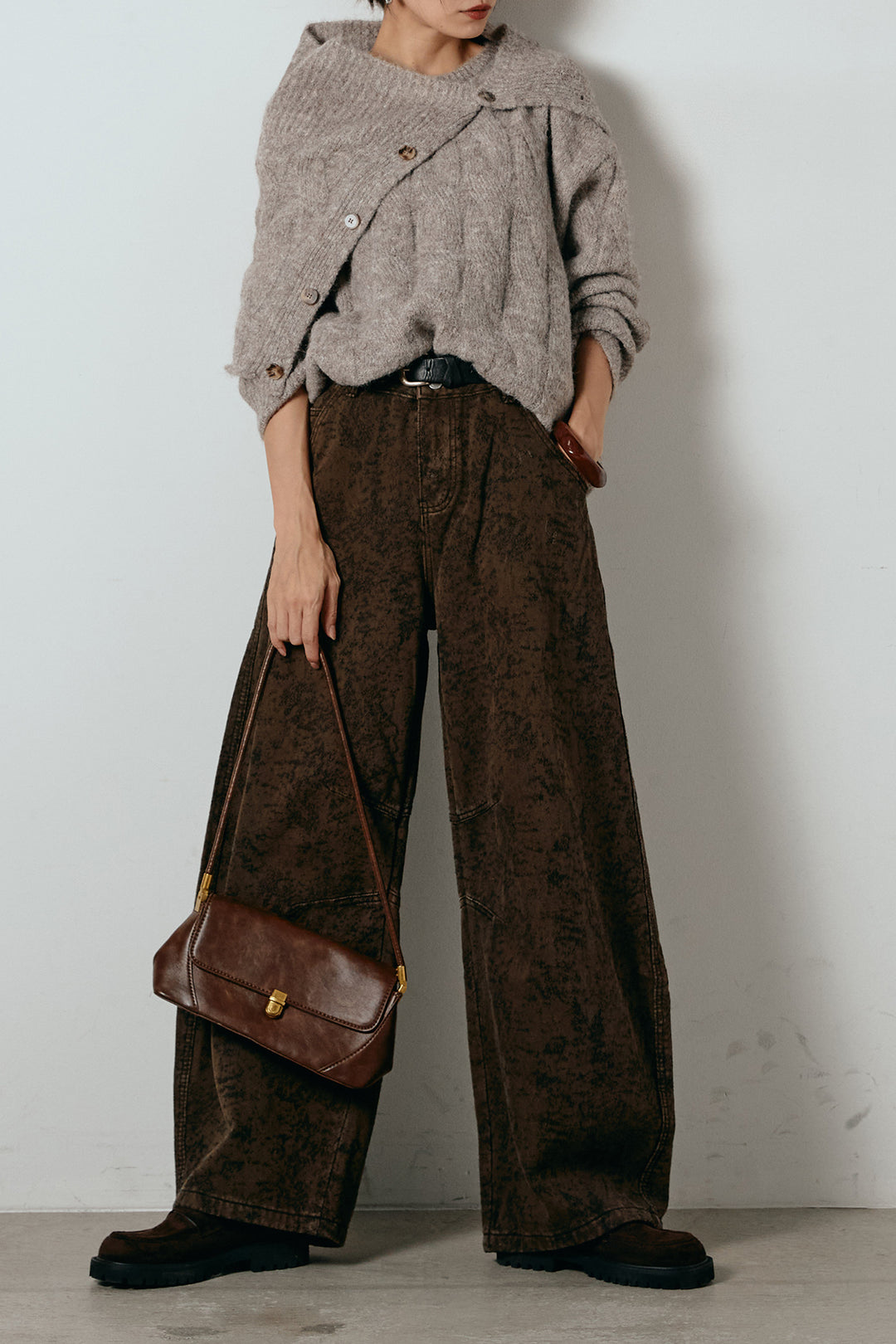 [SET]ケープデザインケーブルニットトップス+ベルト付きニュアンス柄カーブワイドパンツ(2set)