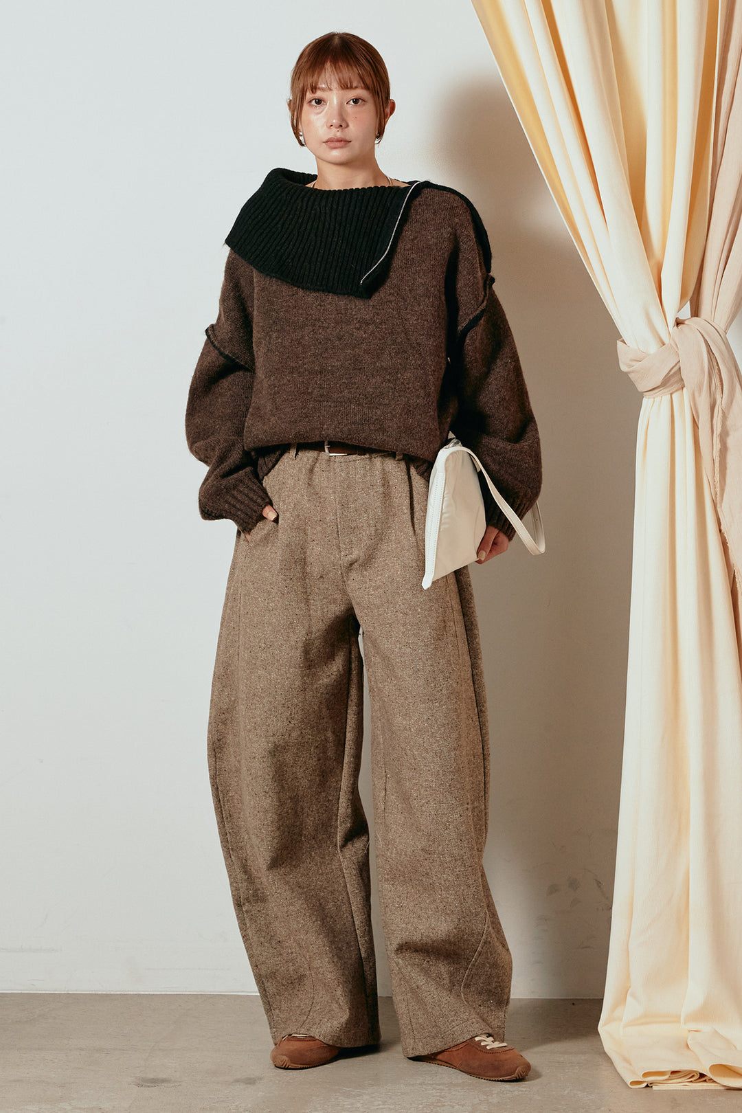 [SET]ハイネックジップデザインニットトップス+ベルト付きネップツイードカーブパンツ(2set)