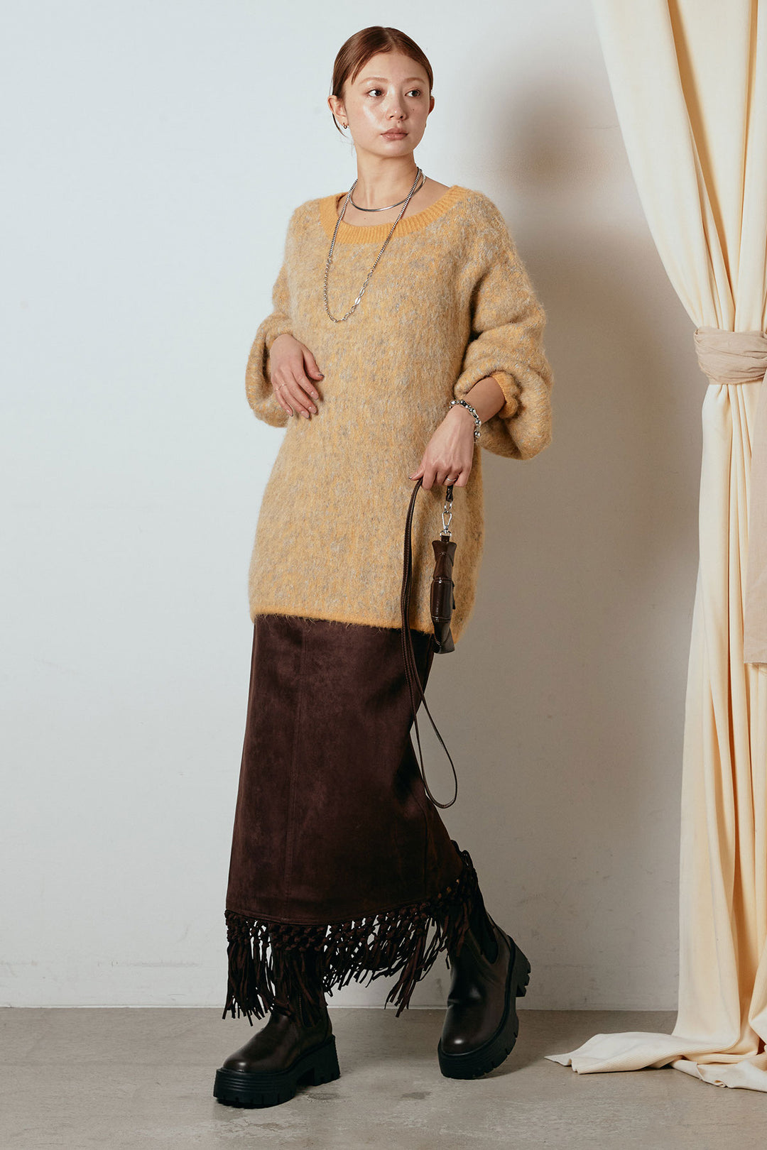 [SET]ボリュームスリーブミックスニットトップス+スウェードライク裾フリンジスカート(2set)