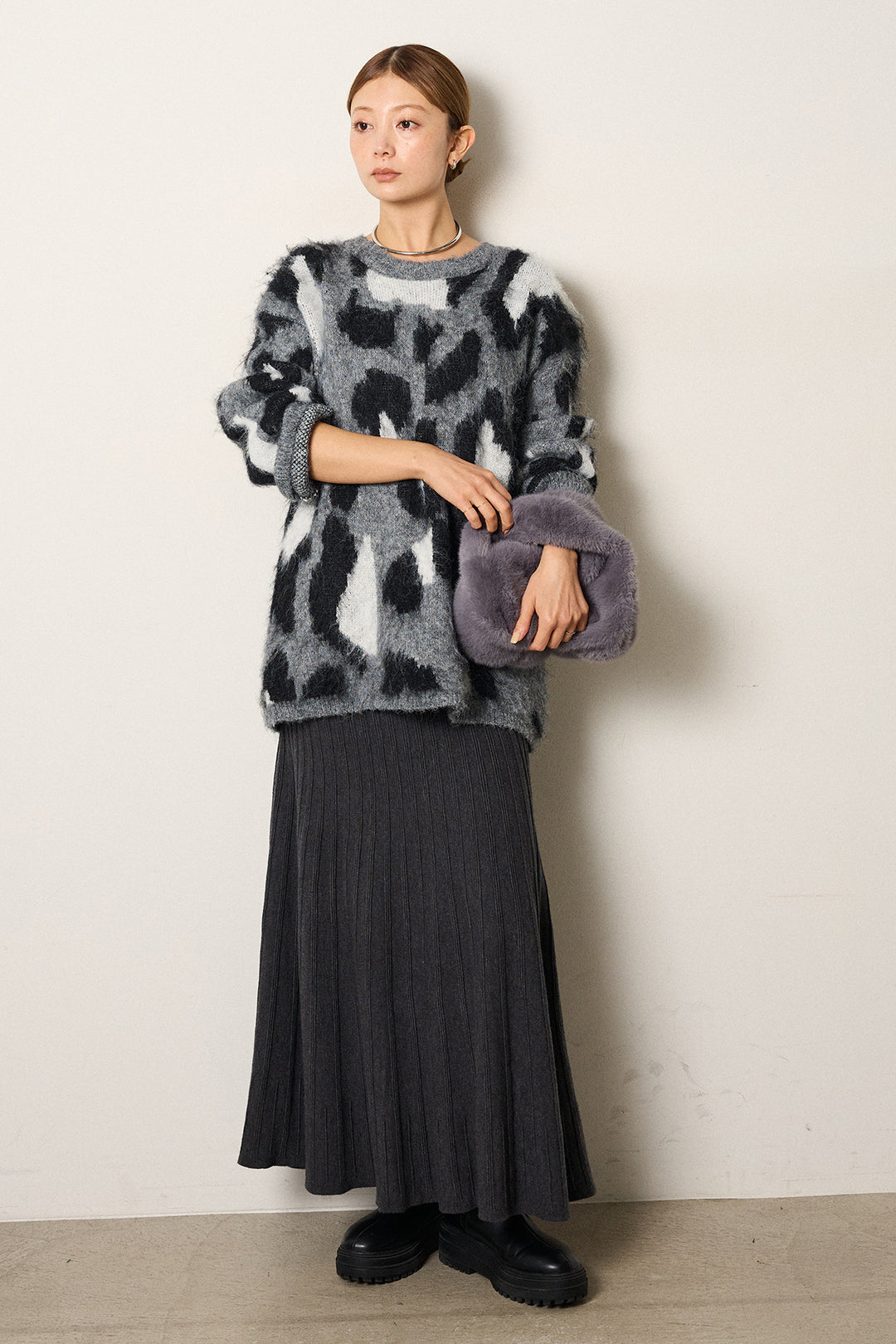 [SET]ルーズアニマルモヘアニットトップス+編み地切り替えフレアニットスカート(2set)