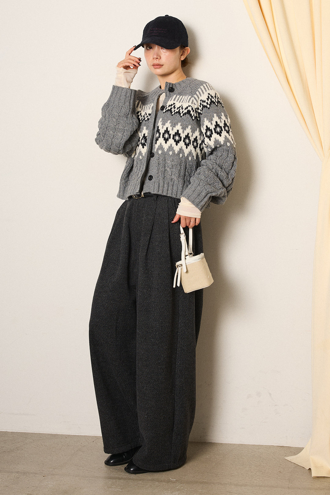 [SET]2WAY求心柄ジャガードショートカーディガン+起毛タック入りツイードワイドパンツ+2WAY袖コード刺繍クルーネックプルオーバー(3set)