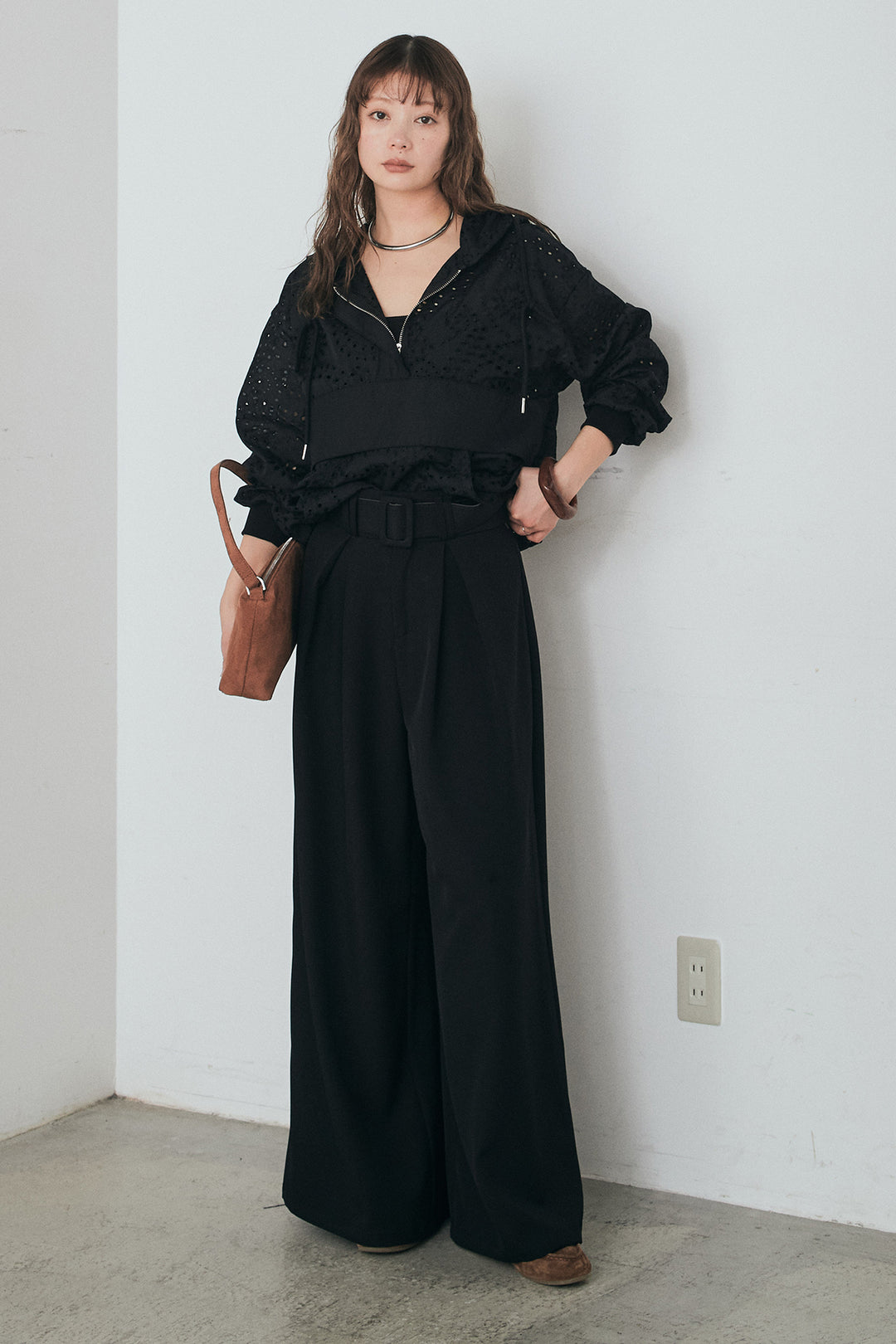 [SET]レースハーフジップアップフーディー+ベルト付きツータックワイドパンツ(2set)