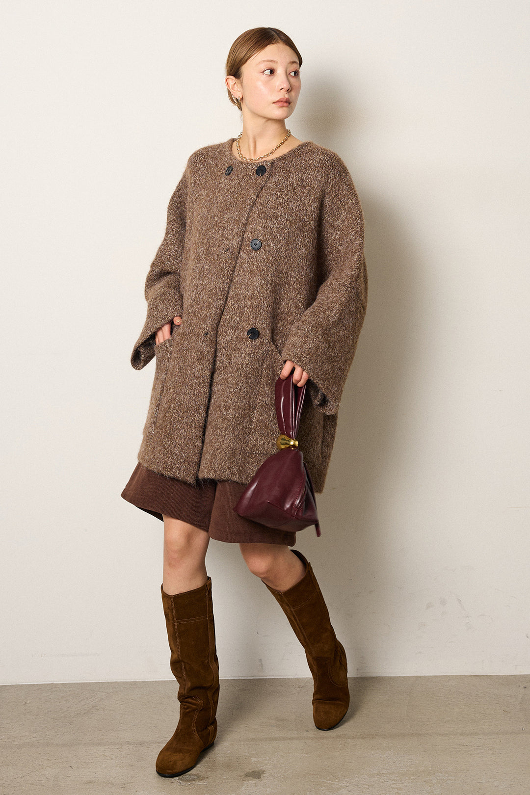 [SET]アシンメトリーボタンニットカーディガン+リラックスコーデュロイハーフパンツ(2set)