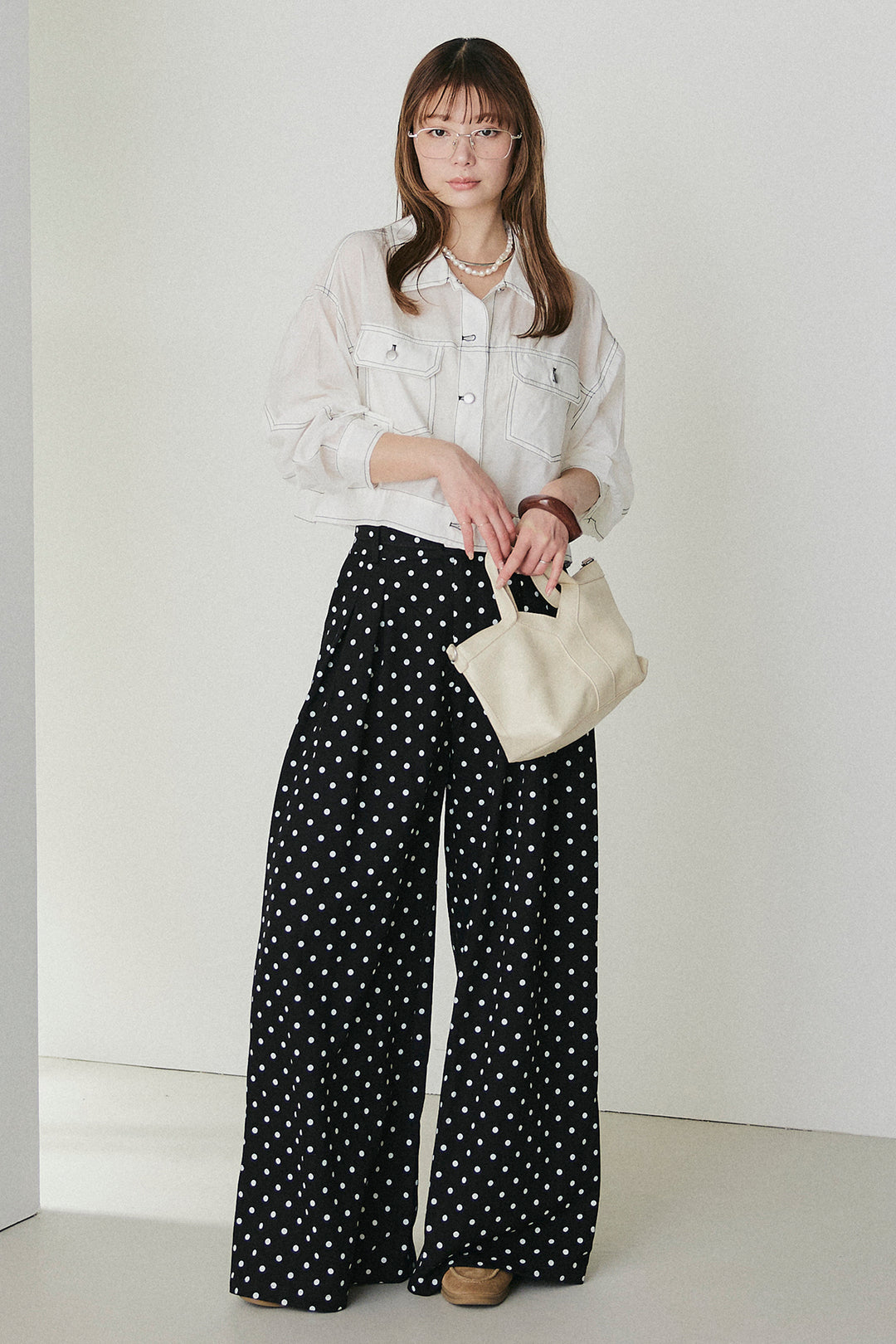 [SET]配色ステッチシアーシャツ+ベルト付きドット柄ワイドパンツ(2set)