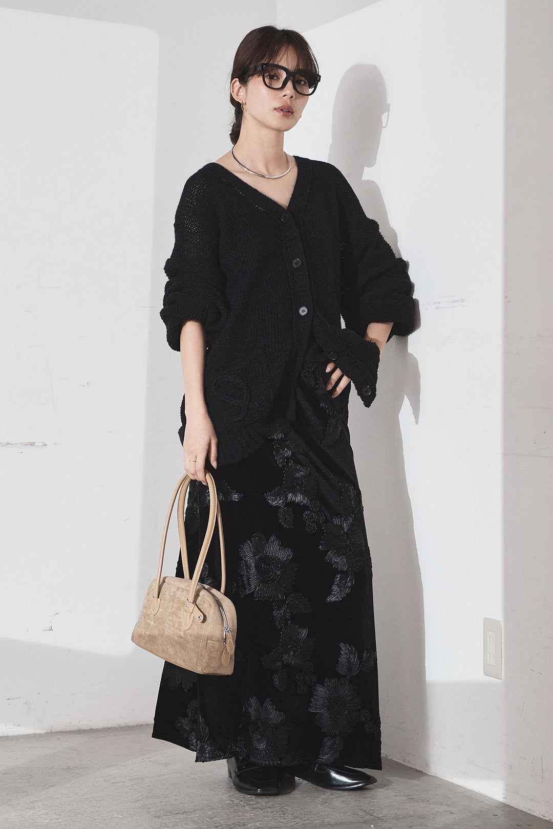 [SET]コード刺繍リラックスニットカーディガン+フラワー刺繍ワイドスカート(2set)