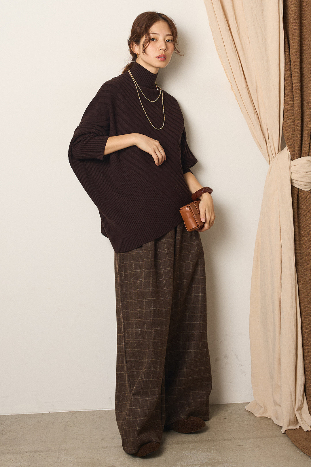 [SET]アシメデザインリブポンチョニットトップス+ウールライクチェックタックパンツ(2set)