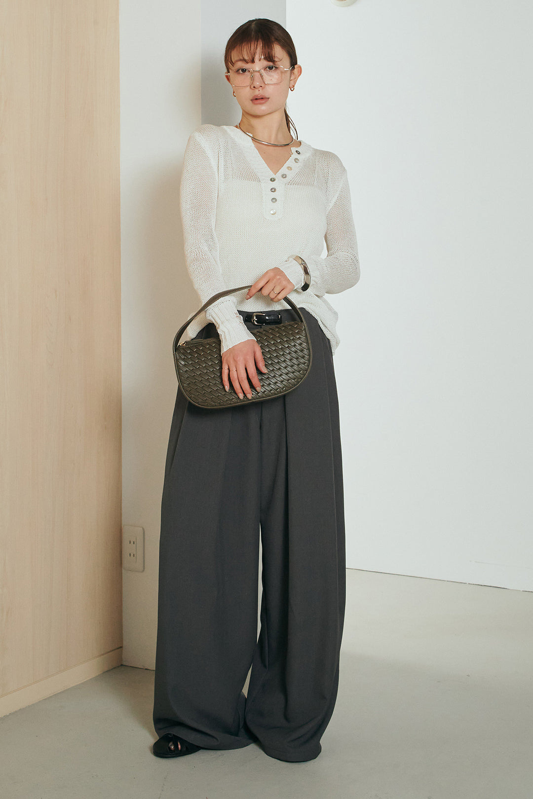 [SET]ヘンリーネックダメージニットプルオーバー+ビックベルトループタックベルト付きワイドパンツ(2set)