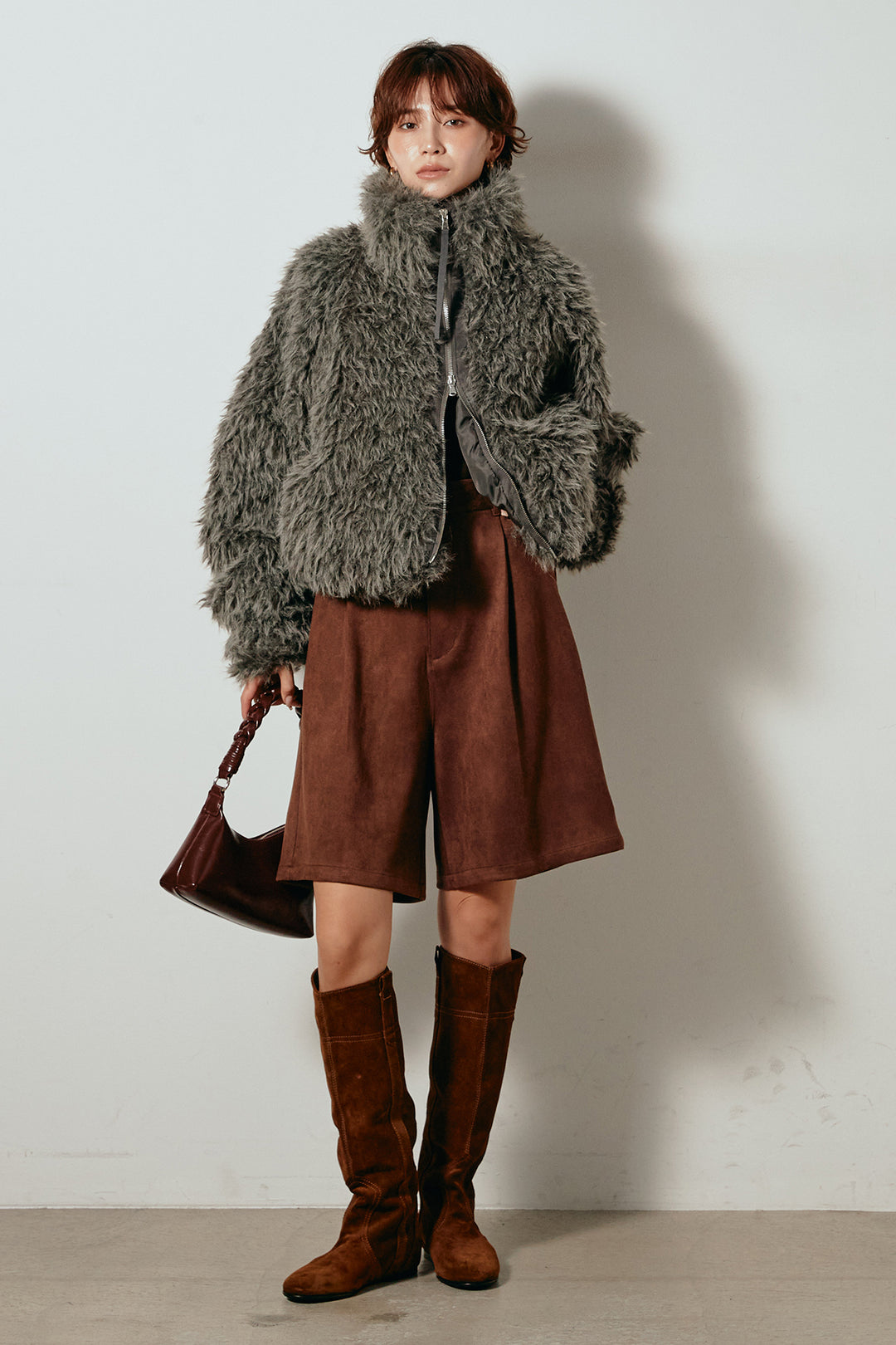 [SET]ミックスシープファースタンドブルゾン+フェイクスウェードハーフパンツ(2set)