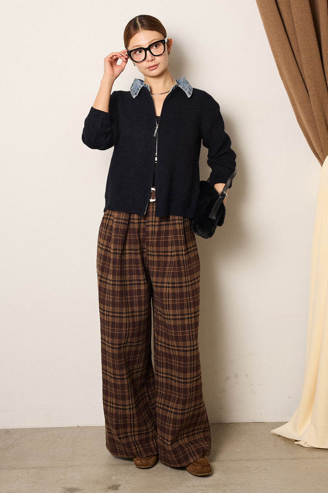 [SET]デニム襟ダブルジップニットトップス+スタッズデザインベルトタータンチェックパンツ(2set)