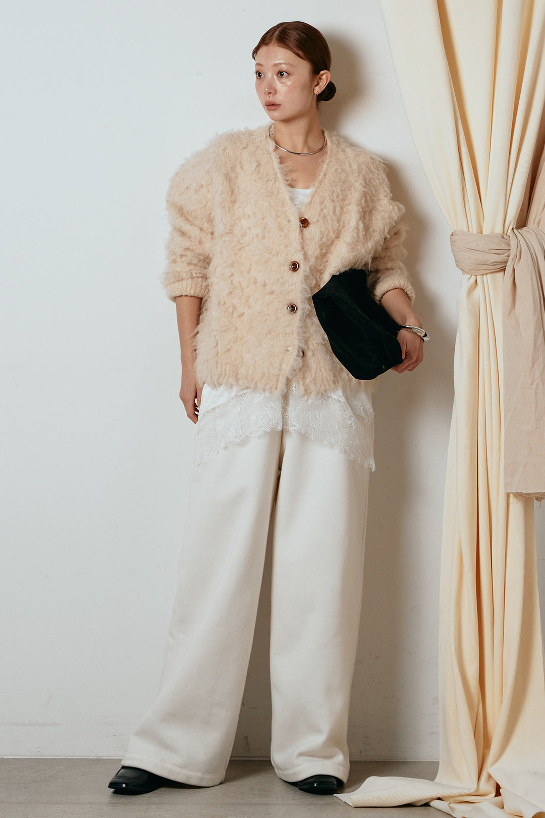 [SET]ルーズシャギーニットカーディガン+裏起毛スウェットワイドパンツ+レース切り替えキャミソール(3set)