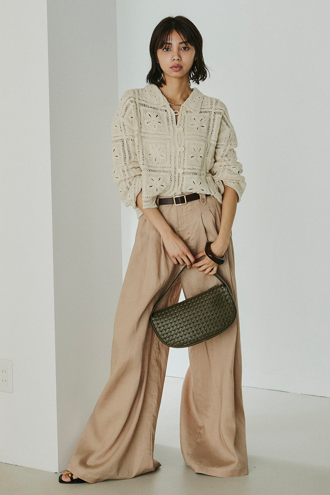 [SET]鍵編みフラワーレースカーディガン+タック入りワイドパンツ(2set)