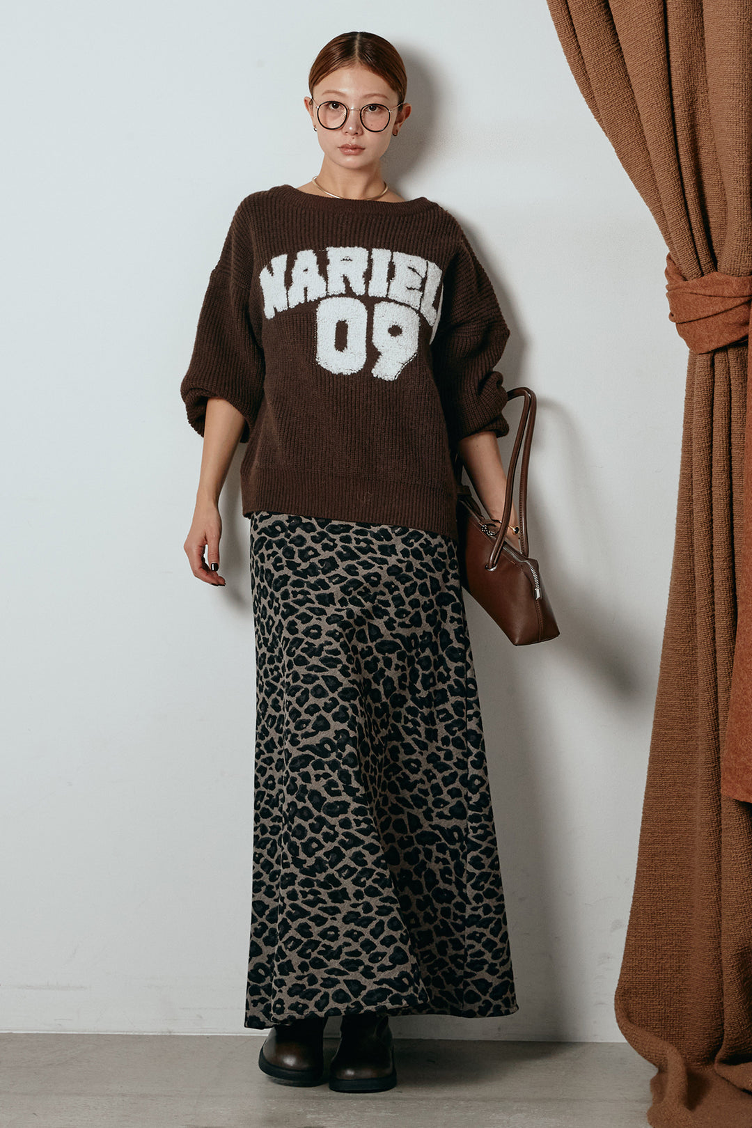 [SET]ロゴジャガードニットトップス+レオパードロングスカート(2set)