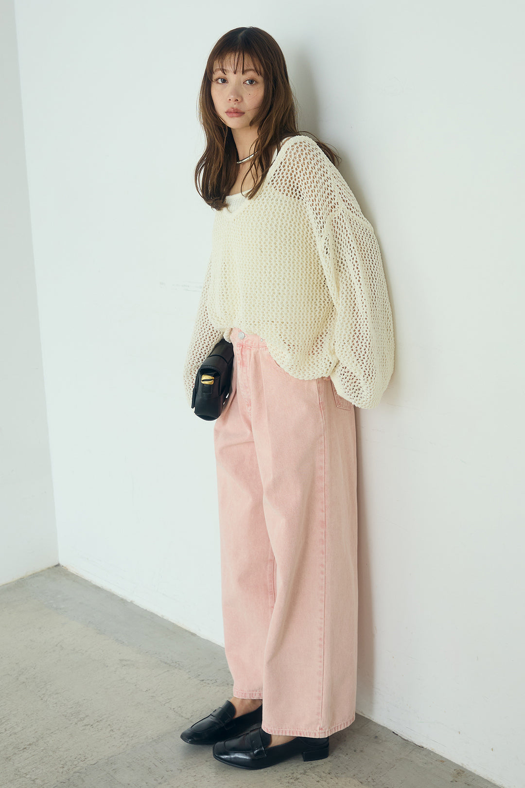 [SET]メッシュ編みビスチェセットVネックプルオーバー+カラーデニムタックカーブパンツ(2set)