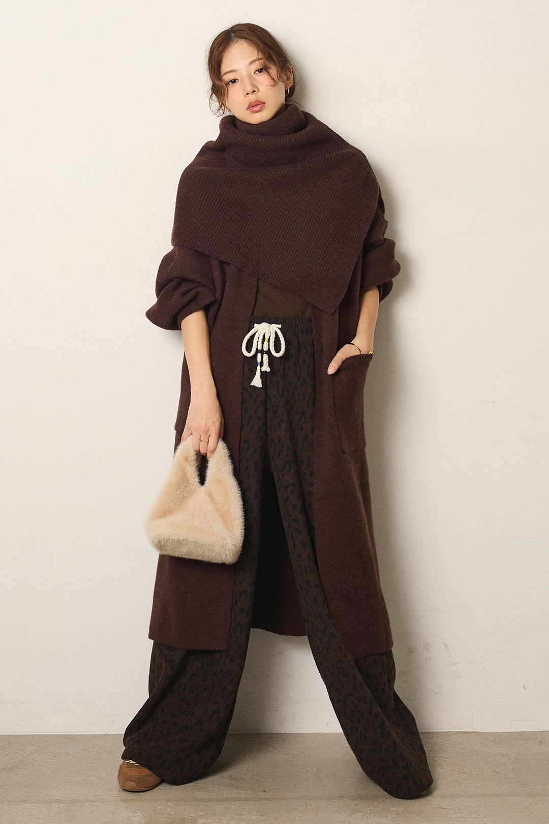 [SET]ケープレイヤードロングカーディガン+レオパードジャガードニットパンツ(2set)