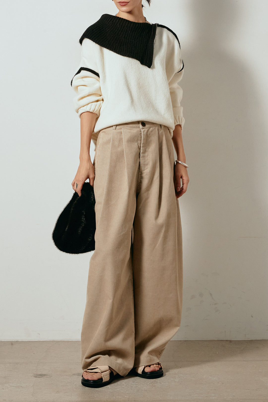 [SET]ハイネックジップデザインニットトップス+フロントタック入りコーデュロイパンツ(2set)