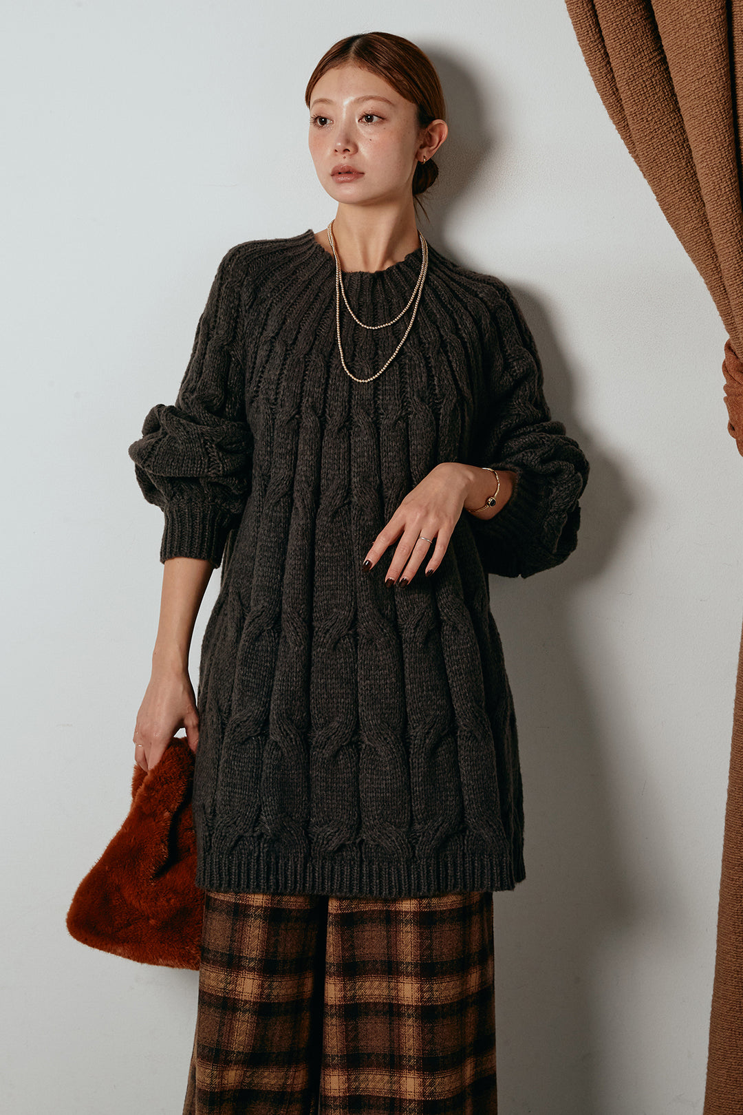 求心柄ニットトップス/コーヒー