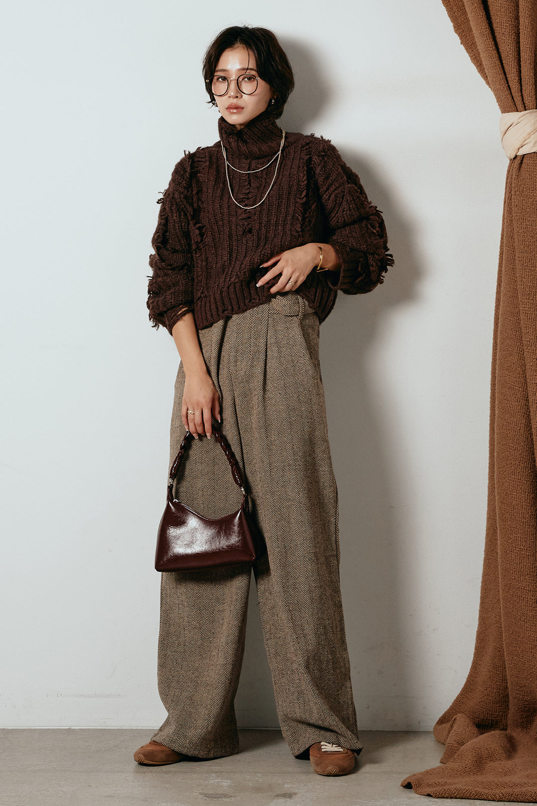 [SET]フリンジタートルショートニット+クラシックヘリンボーンサロペット(2set)