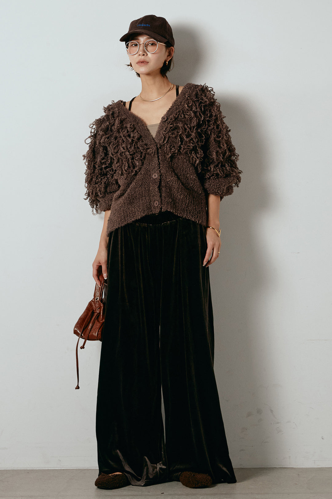 [SET]ループ編みVネックニットカーディガン+ベロアサスペンダー付きパンツ(2set)