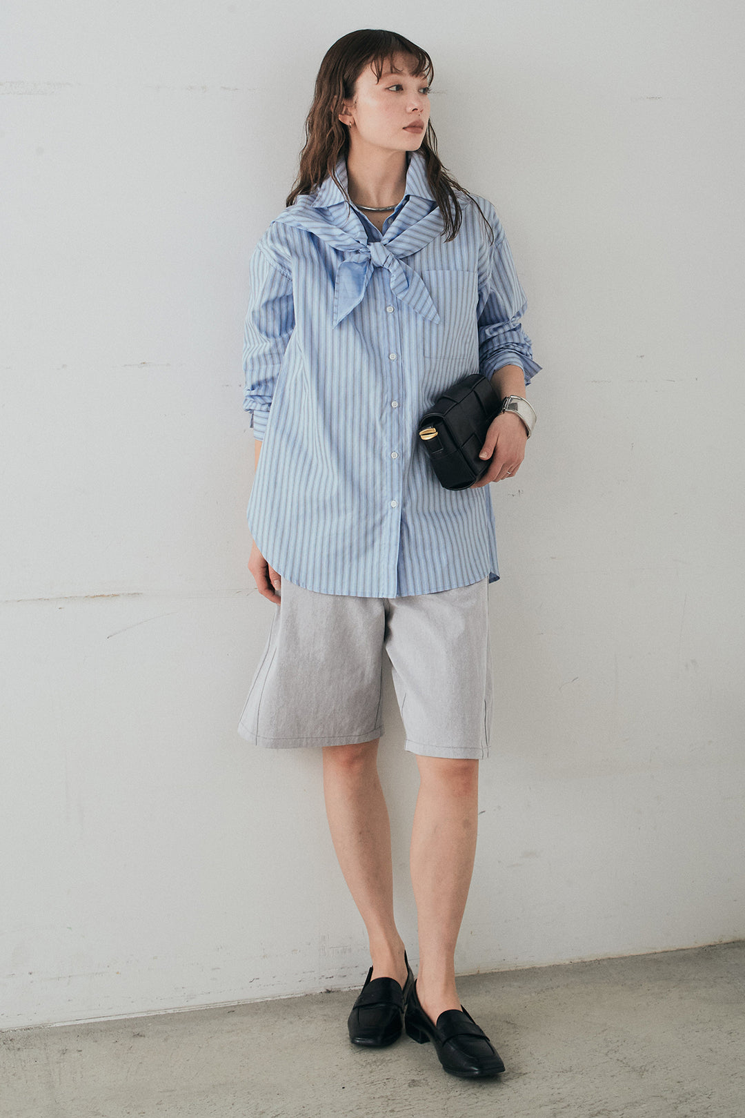 [SET]ランダムストライプスカーフ付きシャツ+デニムハーフパンツ(2set)