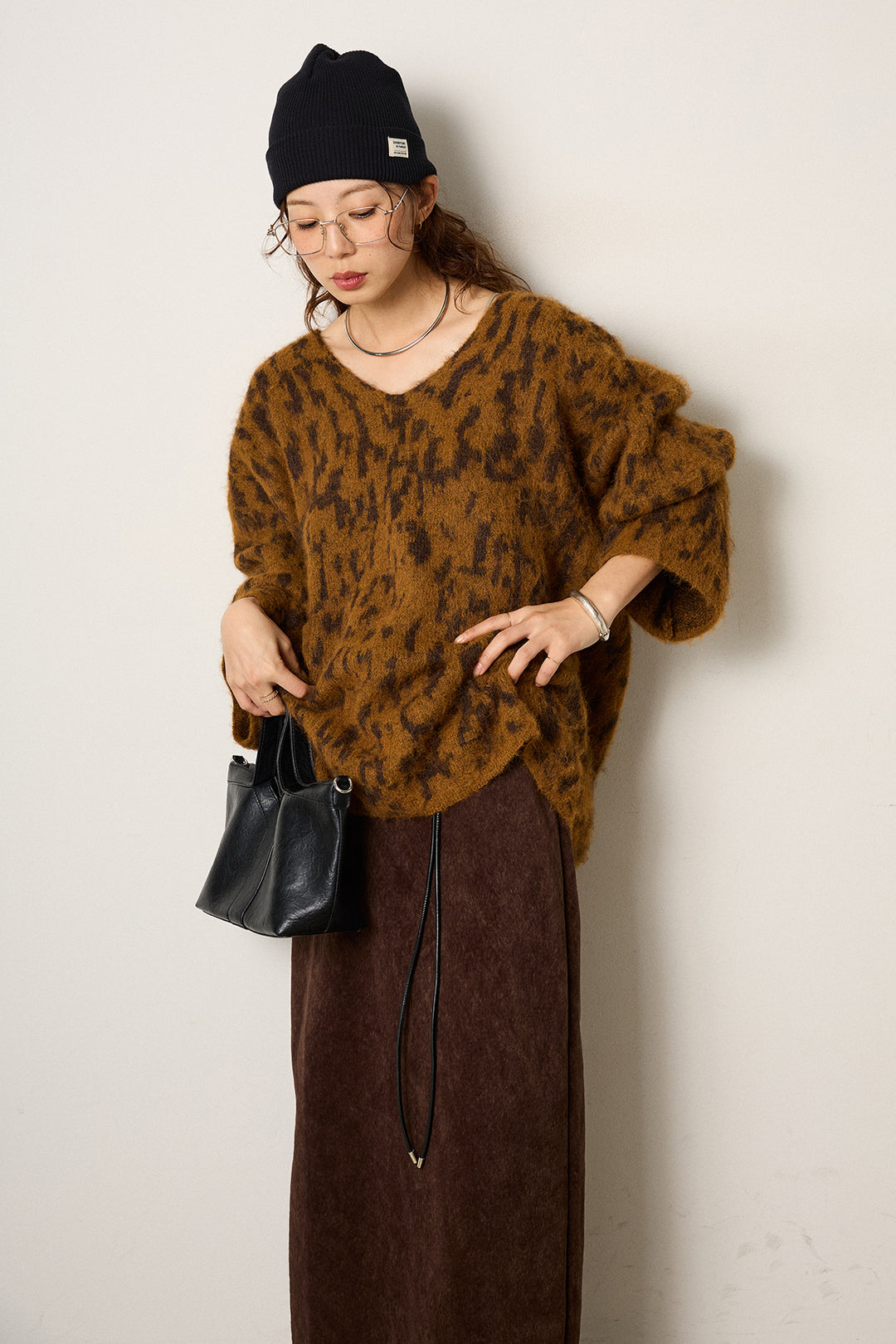 [SET]フラッフィーレオパードシャギーニット+ロープベルト付きスウェード調スカート(2set)