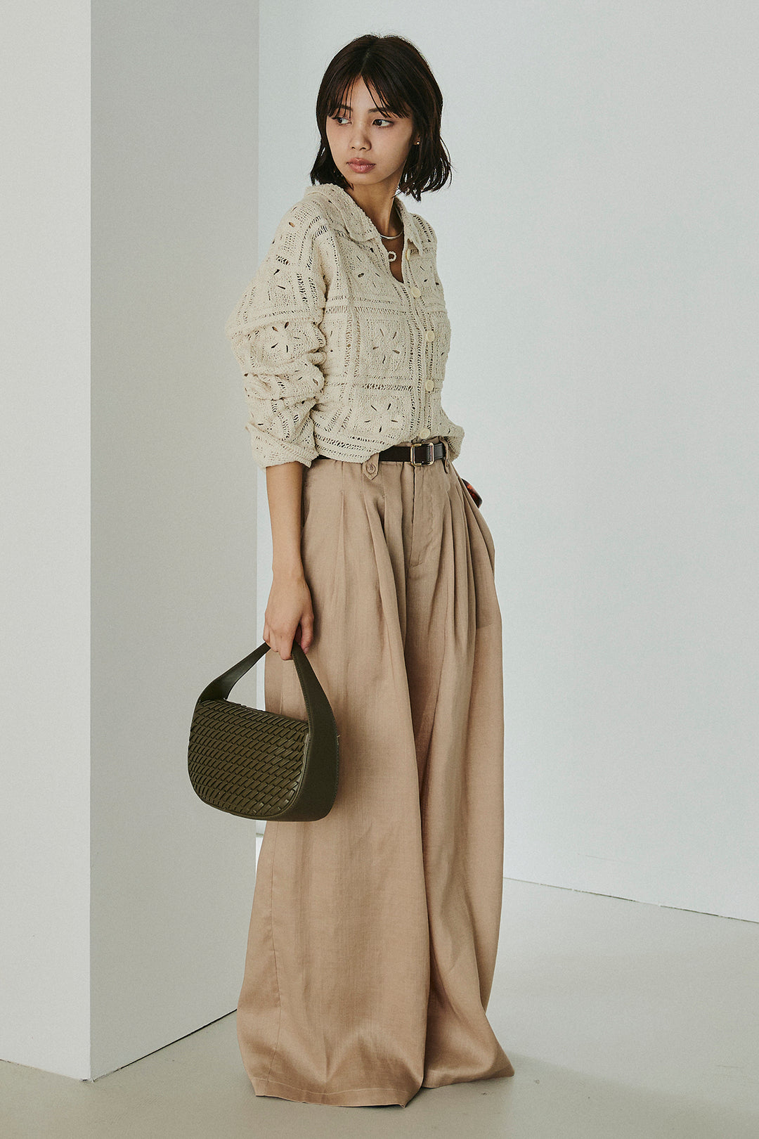 [SET]鍵編みフラワーレースカーディガン+タック入りワイドパンツ(2set)