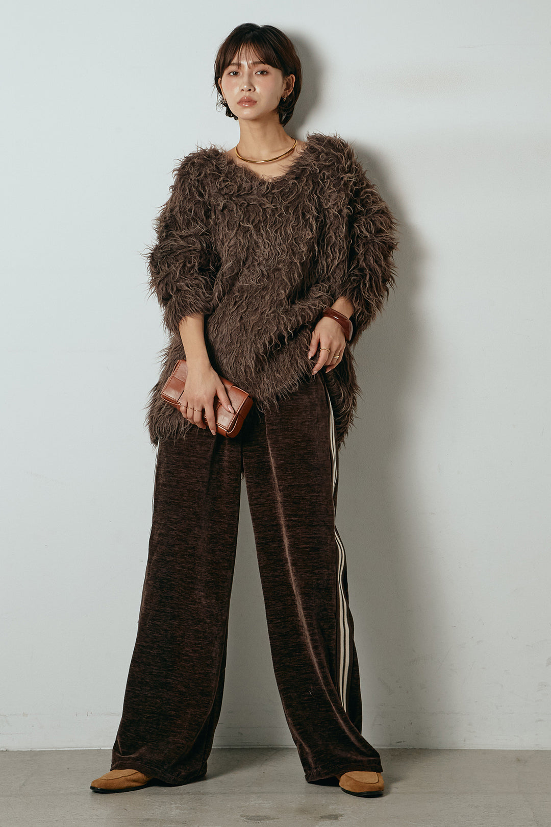 [SET]深Vネックシャギーニットトップス+リラックスサイドラインベロアワイドパンツ(2set)