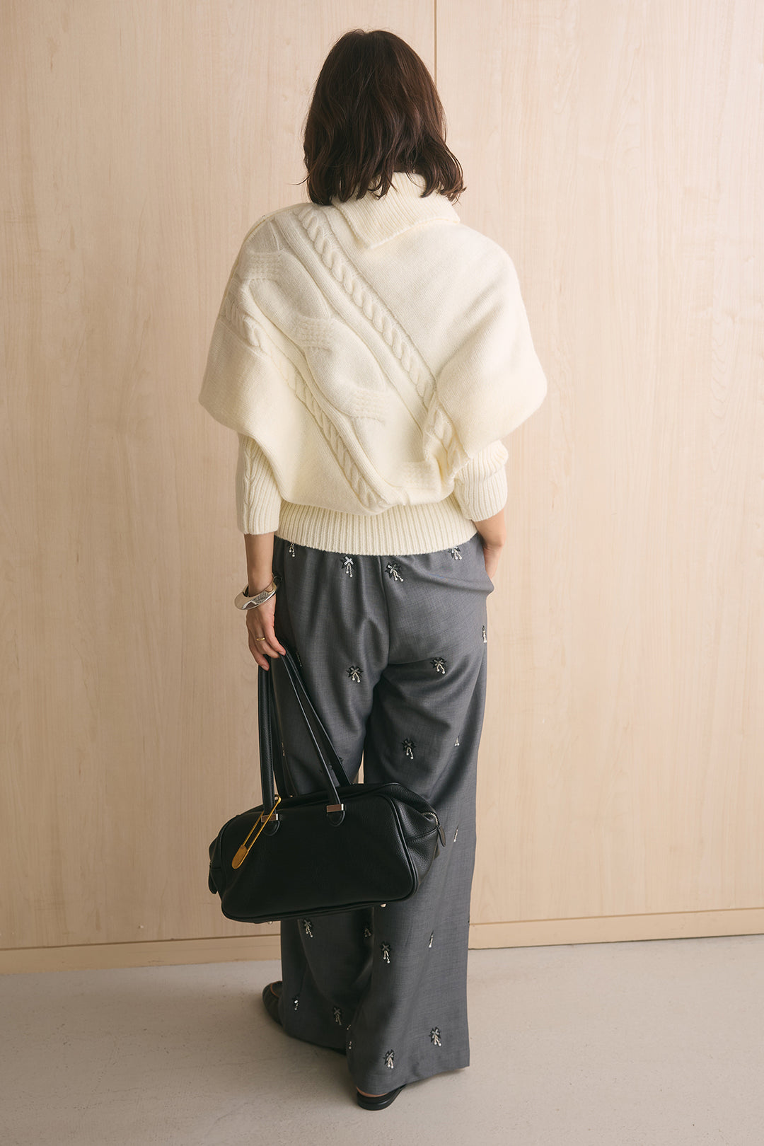 [SET]アシメカラーボタンケーブルニット+総ビーズ刺繍パンツ(2set)