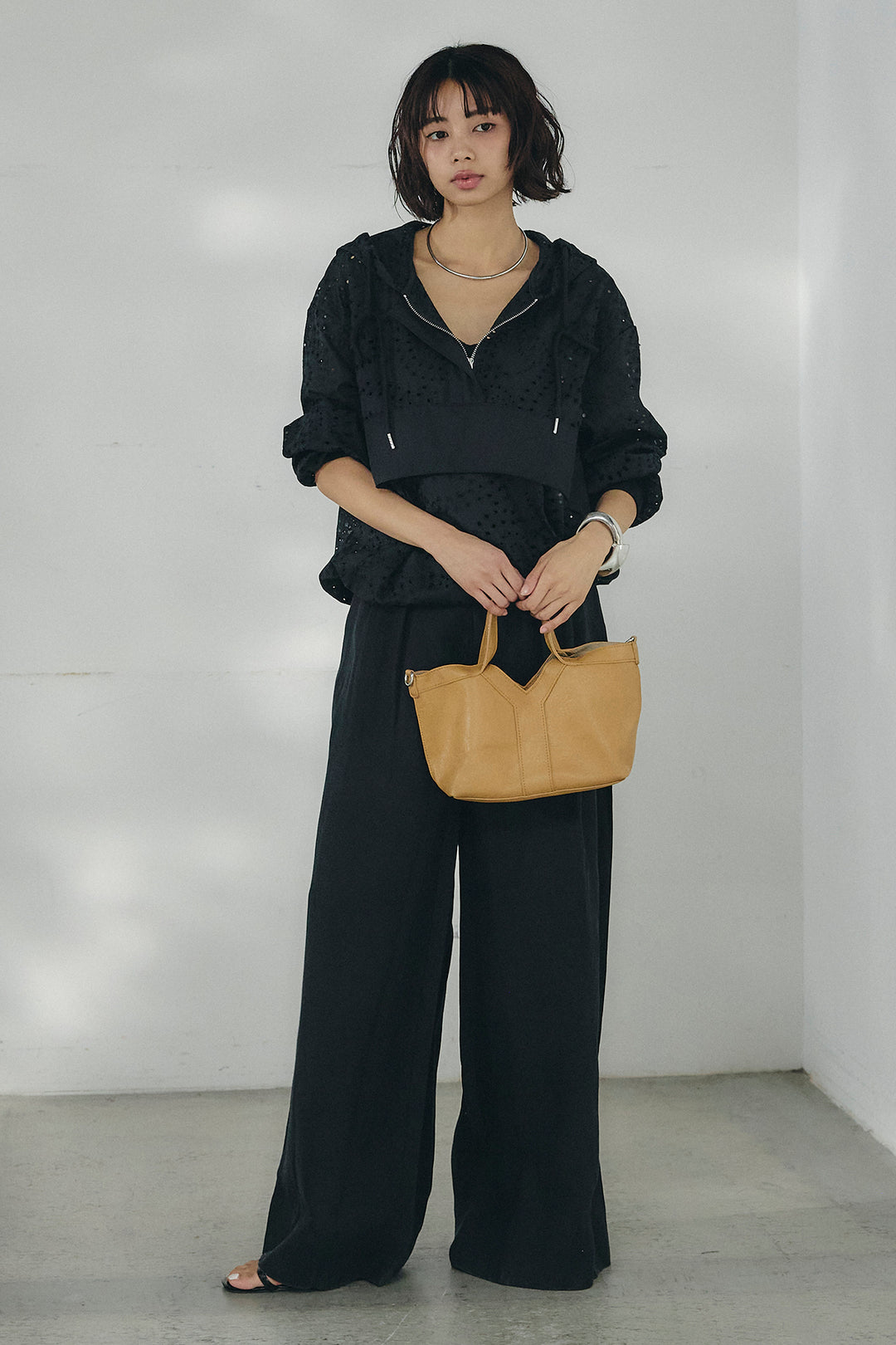 [SET]レースハーフジップアップフーディー+リネン混タックストレートワイドパンツ(2set)