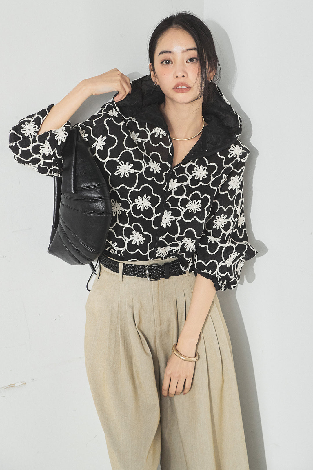 [SET]シアーフラワーフードブルゾン+編みベルト付きウエストタックワイドパンツ(2set)