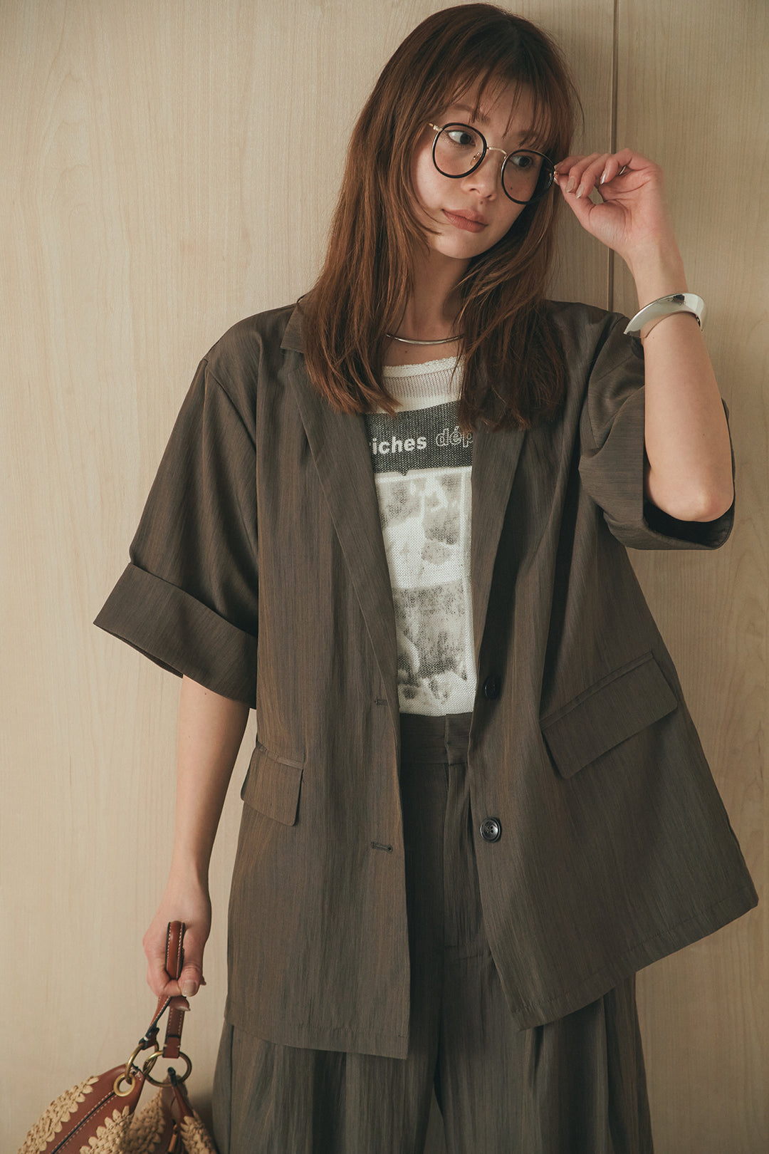 [SET]リネンライクテーラードハーフスリーブジャケット+リネンライク2タックワイドパンツ+半袖モノトーングラフィックトップス(3set)