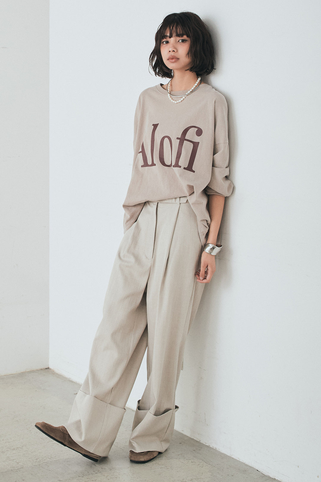 [SET]裾センタードロストロゴプリントワイドTシャツ+センタープレスセミワイドパンツ(2set)