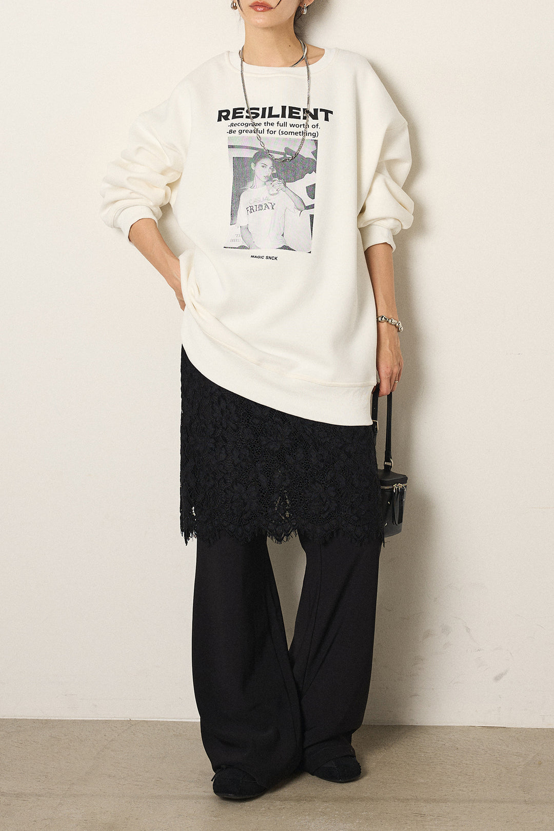 [SET]モノトーンプリントスウェット+レース刺繍レイヤードフレアパンツ(2set)