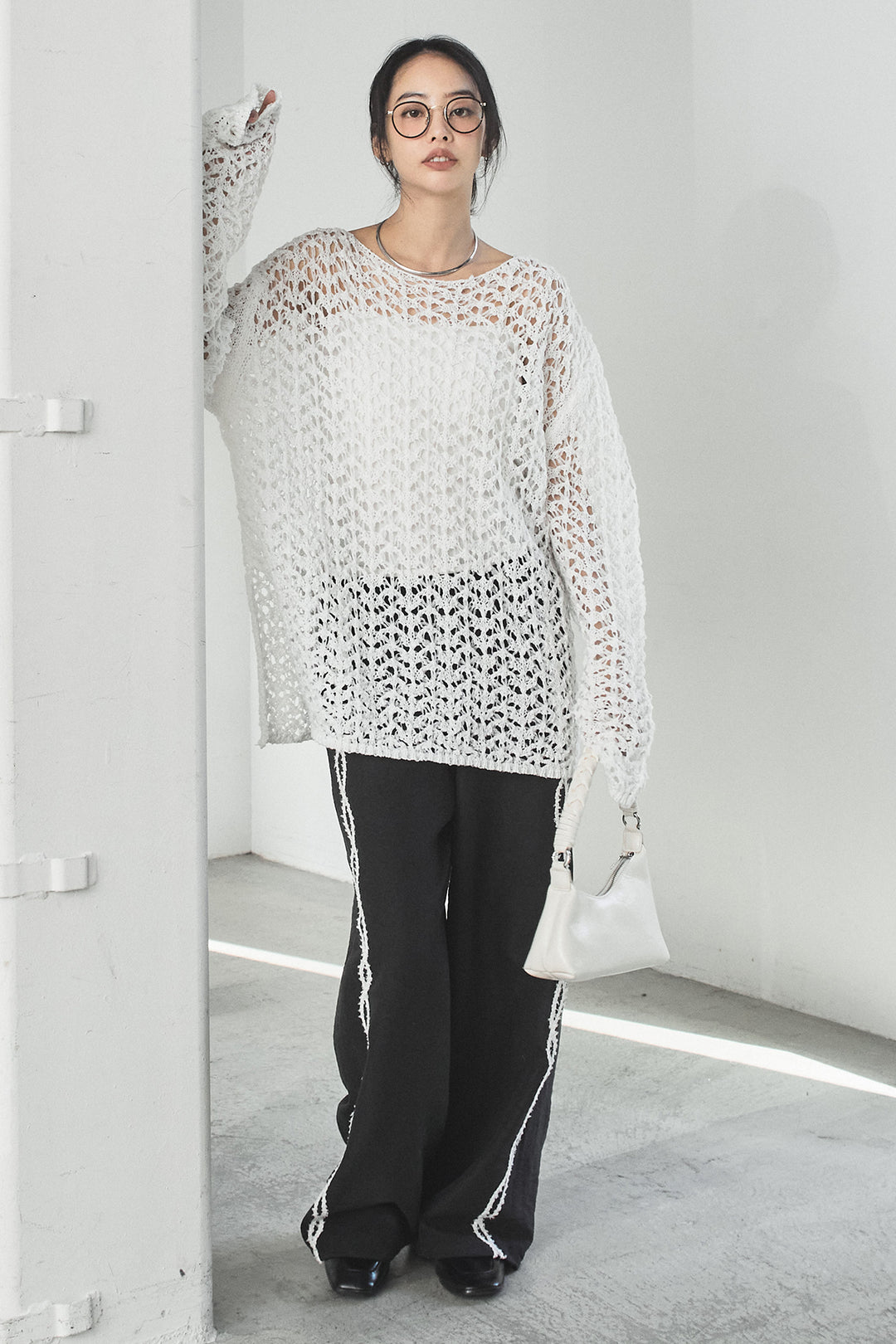 [SET]リラックスメッシュニットトップス+刺繡テープラインパンツ(2set)